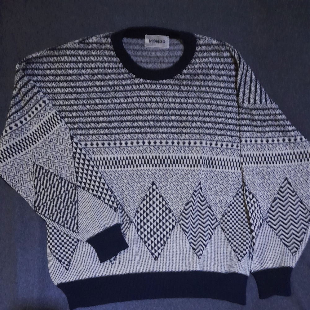 MONDO Black and White  Crewneck Sweater